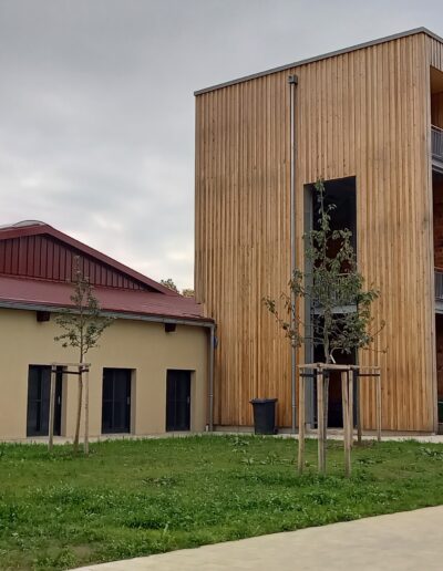 Referenzobjekt für Holzfenster und Holztüren von der FEBAG GmbH, Kobelhof Boehme in Trisching